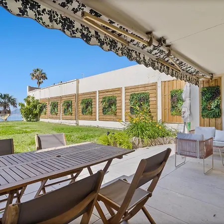 Ref 2004 - Cannes - Sea View Apartment For Rent